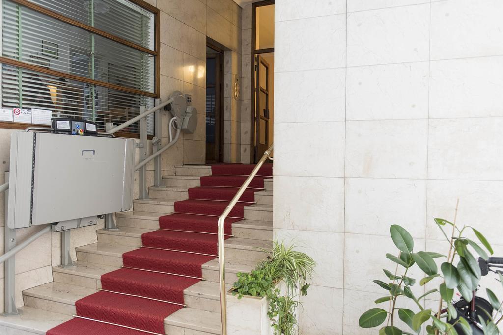 Apartamento Pied A Terre Sant'Agostino Milán Exterior foto